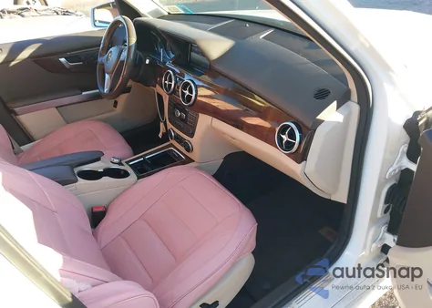 2015 Mercedes-Benz Glk 350 4Matic z USA, uszkodzony, nr VIN WDCGG8JB2FG411984